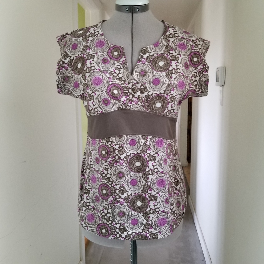 The North Face Brown and Pink Kimono Top Size M